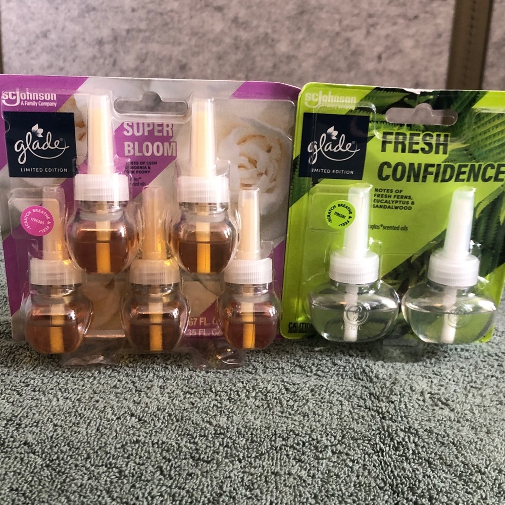 Glade Super Bloom & Fresh Confidence Plug-In Refills — White, Amber, Clear